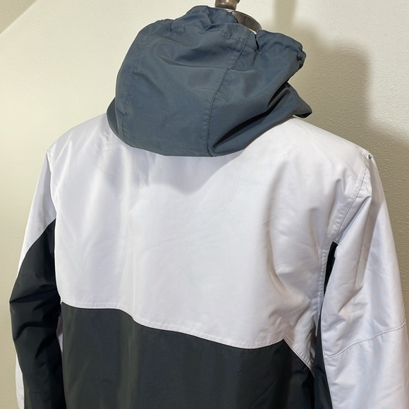 Mens Liquid GOLDEN JKT Pullover Snowboarding Coat Skiing Black/Charcoal Size M - Picture 8 of 16